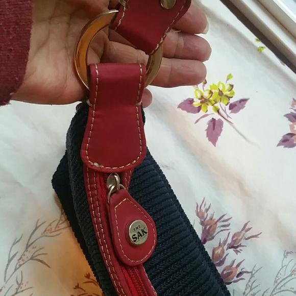 The SAK purse. - Picture 4 of 7